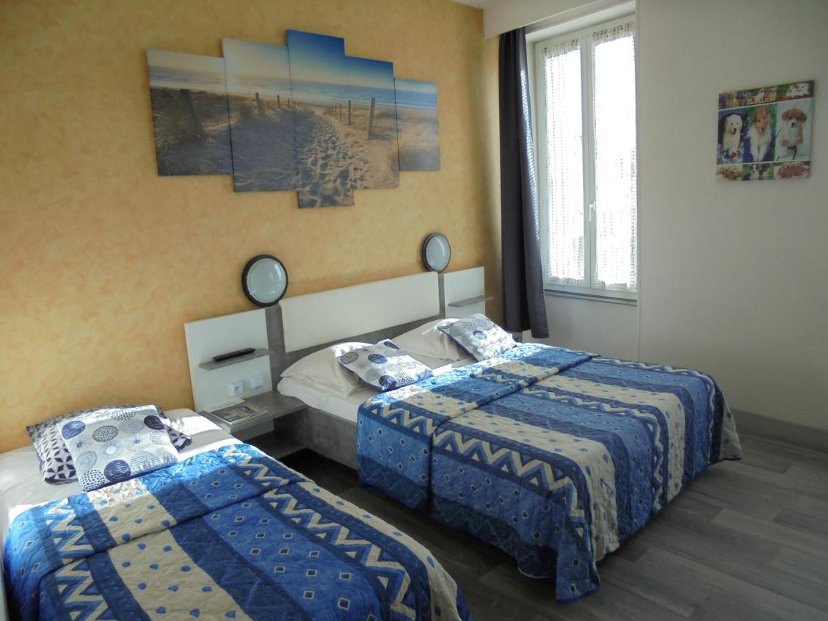 Hotel De La Gare Montluçon Buitenkant foto